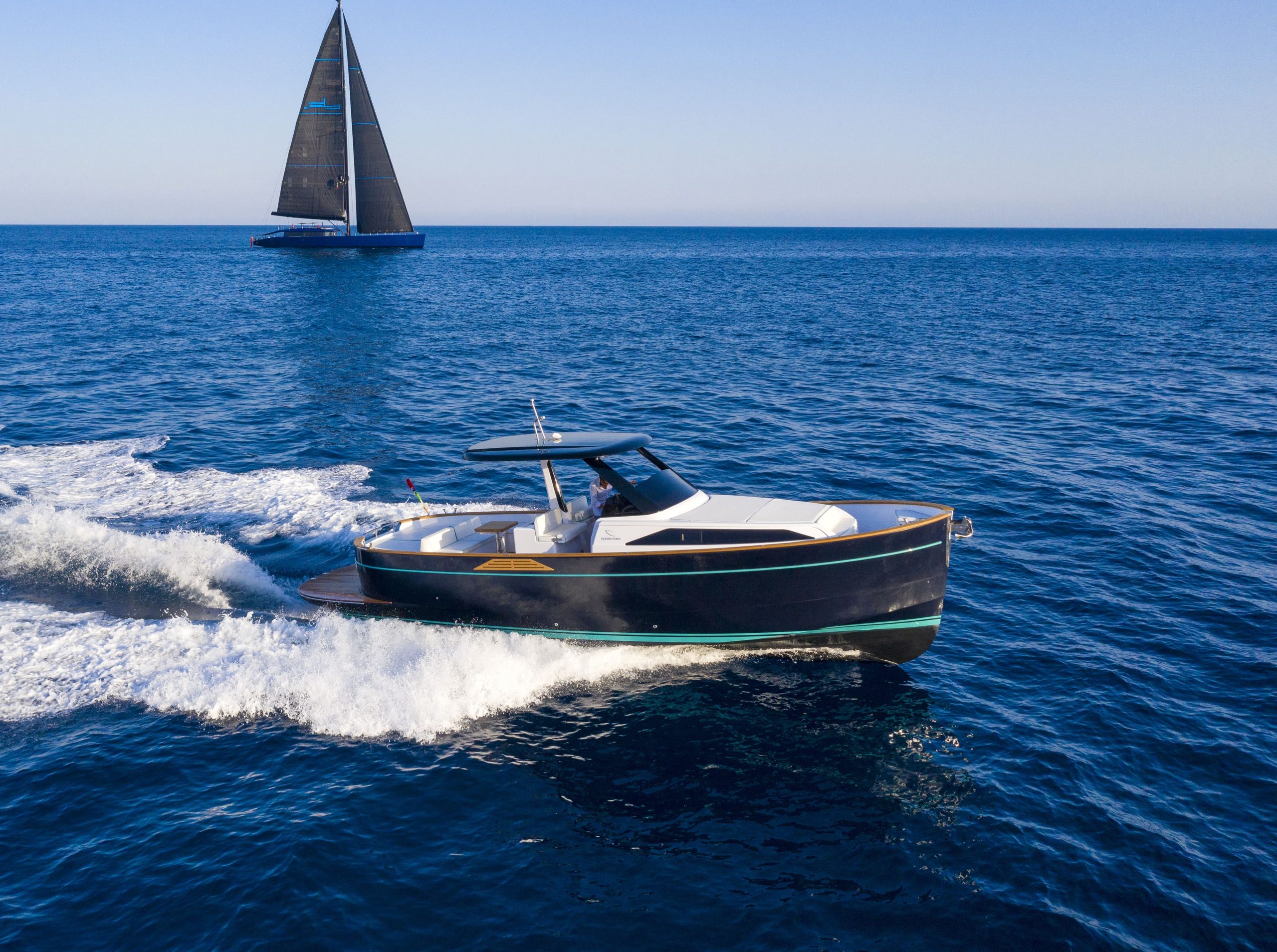 APREAMARE GOZZO 35 island yachts broker