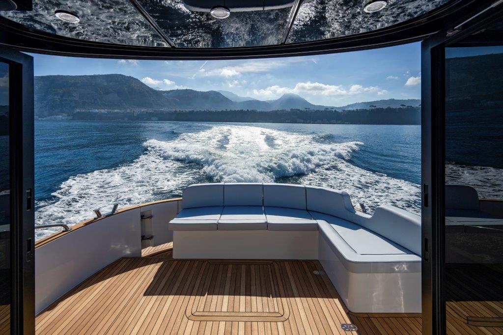 Apreamare - Gozzo 38 Cabin Int (13)_Island Yachts Broker